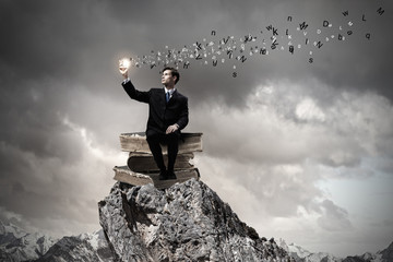 王母娘娘是玉皇大帝老婆吗/王母娘娘是玉皇大帝的什么人